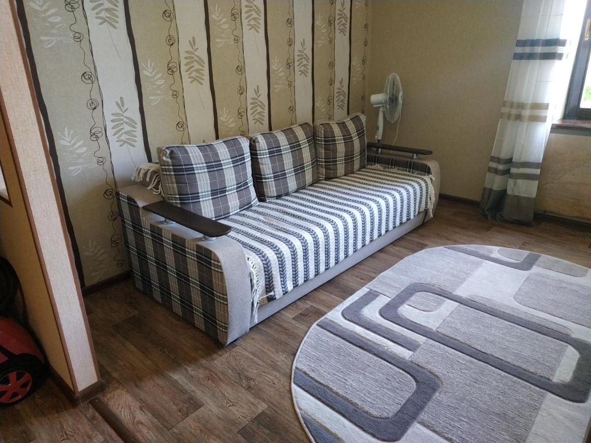 Apartment In The Center Of Old Town Камианец-Подилский Екстериор снимка